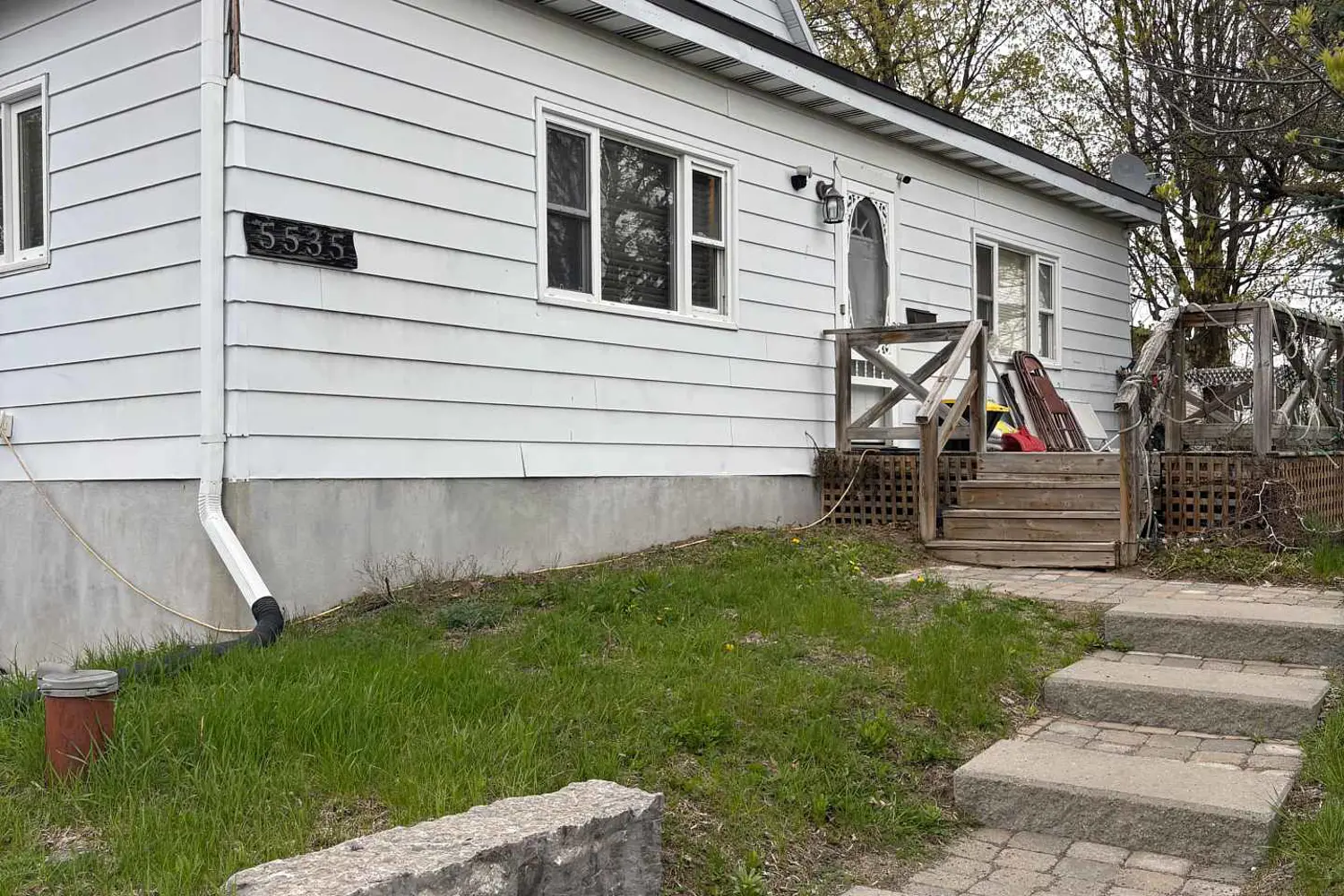 5535 Mitch Owens Road photo 3