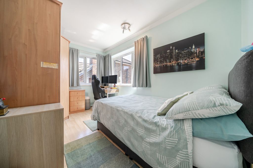 Additional image 15 of 3 bed detached house for saleAvenue Road, Erith DA8