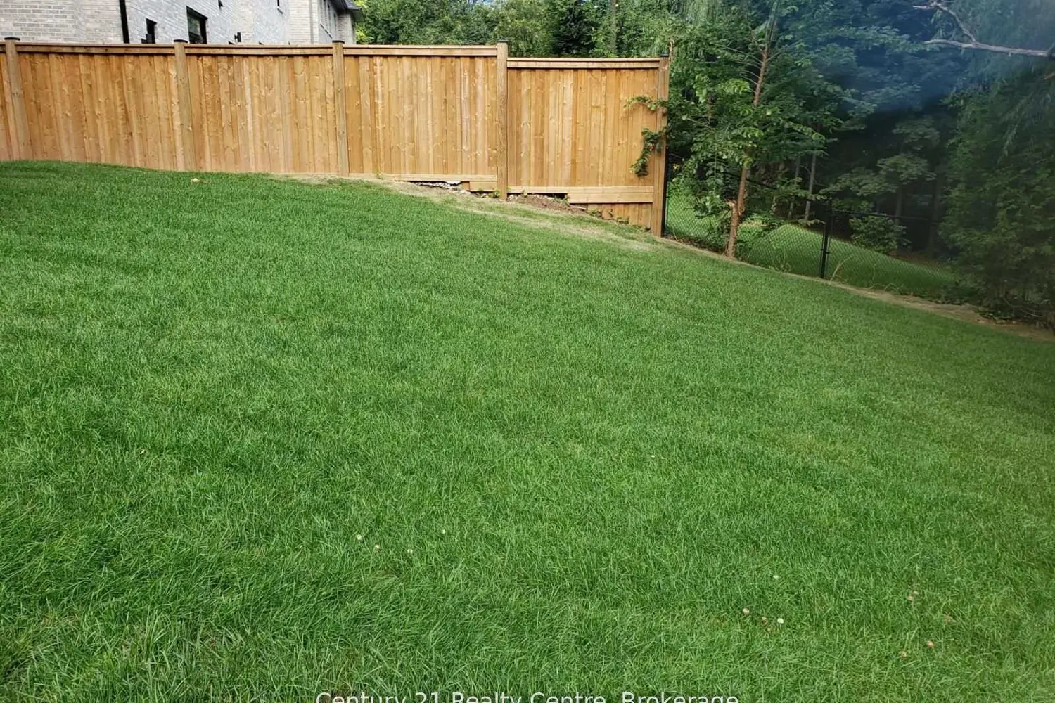 Additional image 13 of 1491 Pembroke Drive