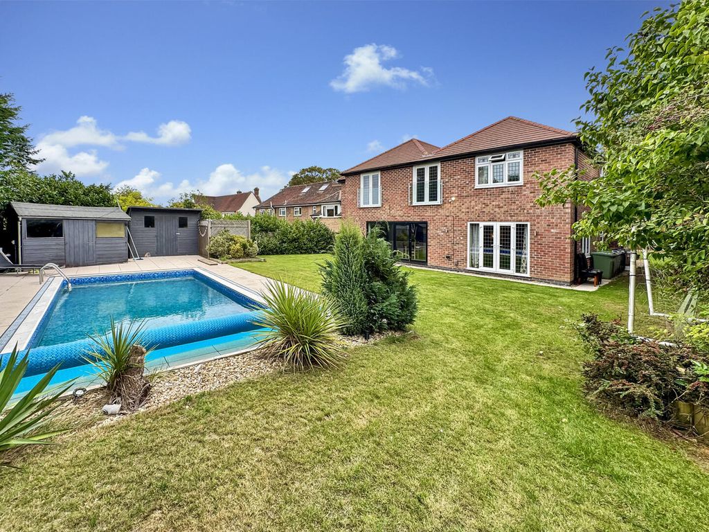 Additional image 20 of 6 bed detached house for saleManthorpe Road, Grantham NG31
