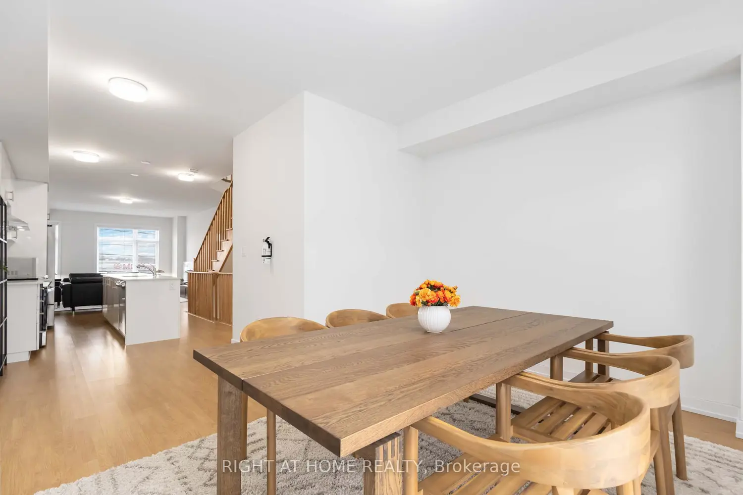 Additional image 7 of 1557 Midland Avenue