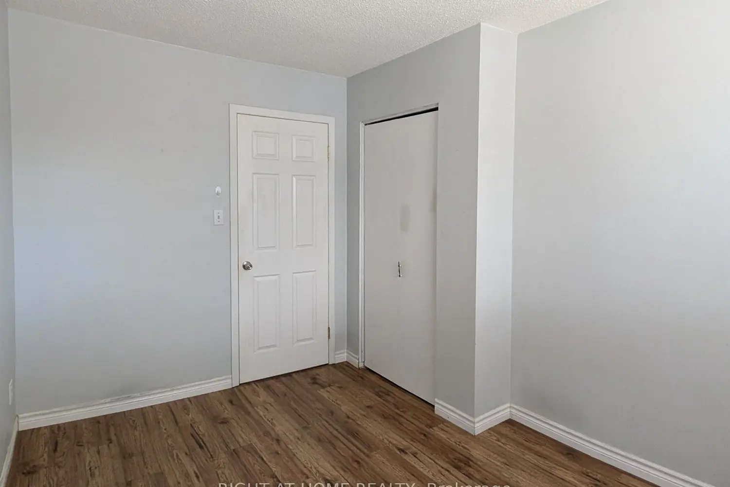 113 Southwood Drive photo 5