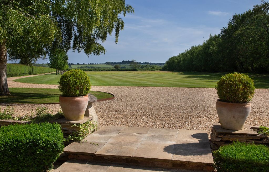 Additional image 5 of 6 bed detached house for saleThrupp, Faringdon, Oxfordshire SN7