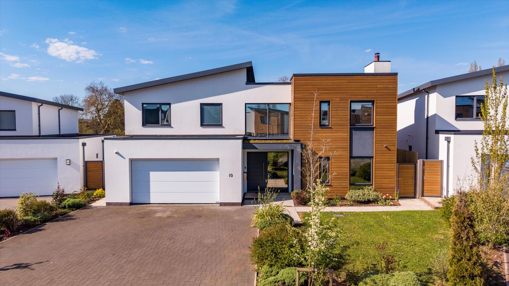 5 bed detached house for saleRegency Drive, Exeter, Devon EX2