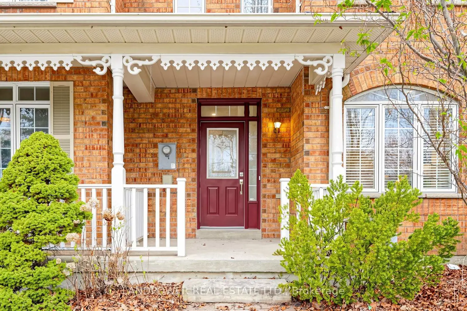 47 Queen's Plate Drive