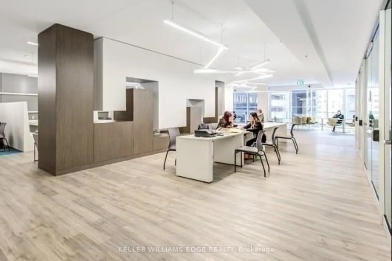 Additional image 11 of 181 Dundas Street 1208