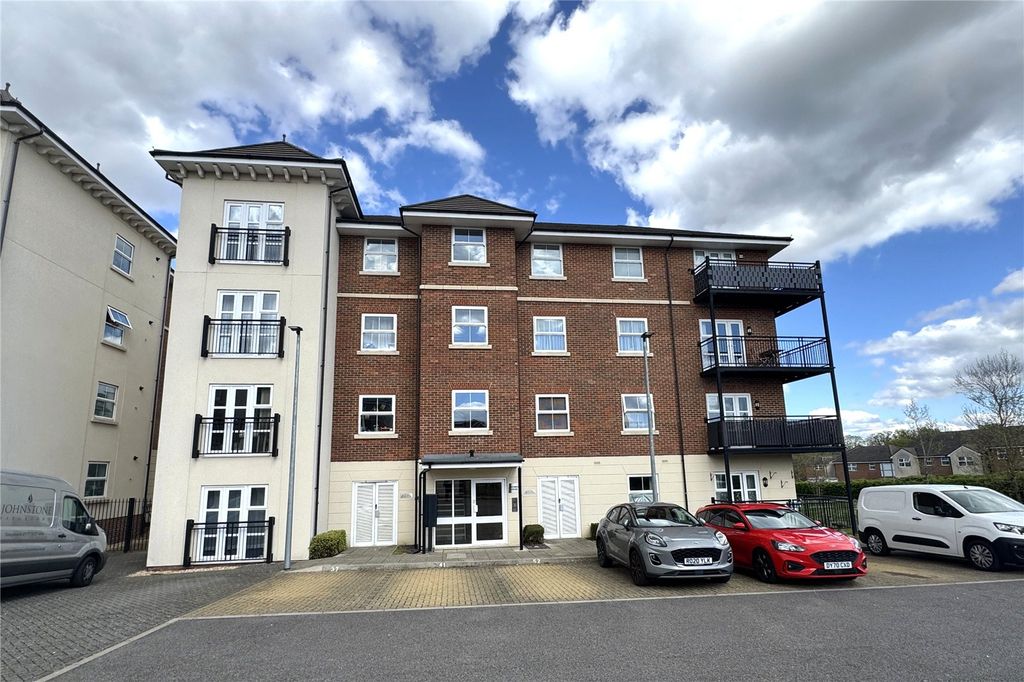 Additional image 7 of 2 bed flat for saleMaybery House, Sopwith Drive, Farnborough, Hampshire GU14