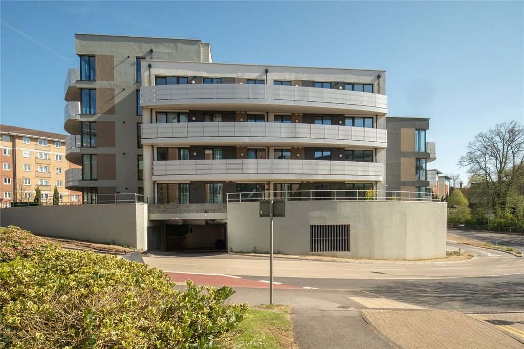 Additional image 6 of 2 bed flat for saleSavoy Place, Farnborough, Hampshire GU14