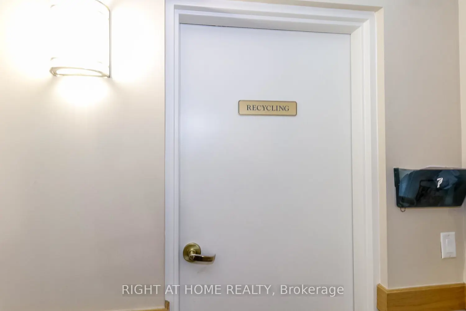 Additional image 5 of 94 Dean Avenue 505