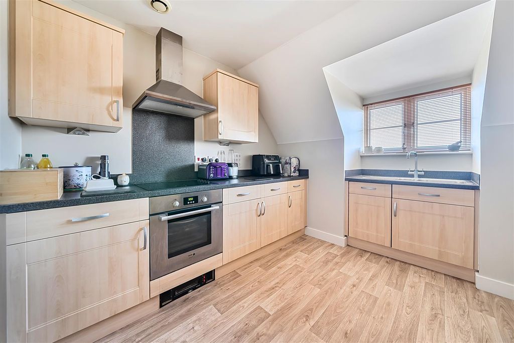 Additional image 5 of 1 bed flat for saleNelson Avenue, Portchester PO16