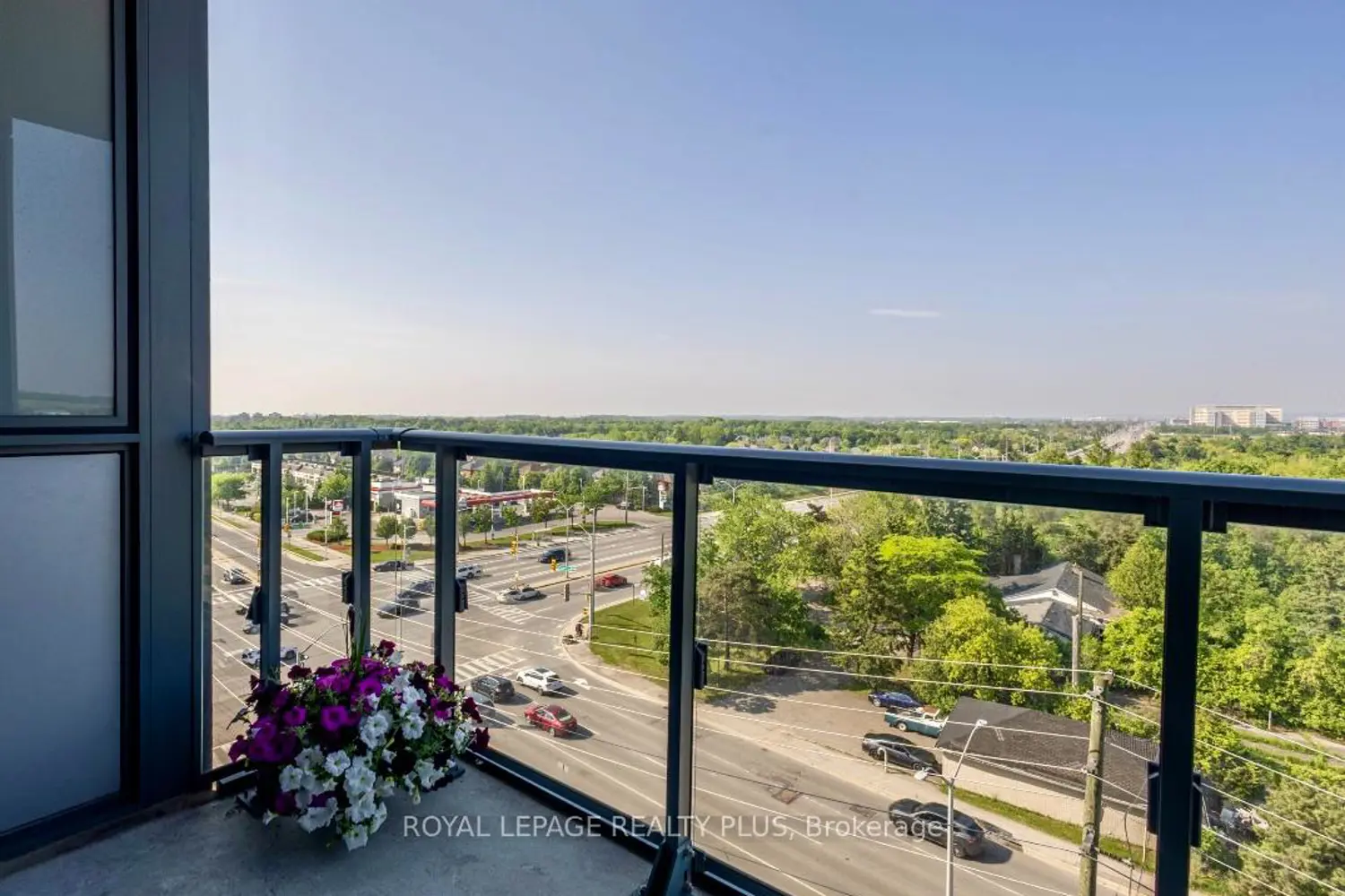 Additional image 9 of 509 Dundas Street 701