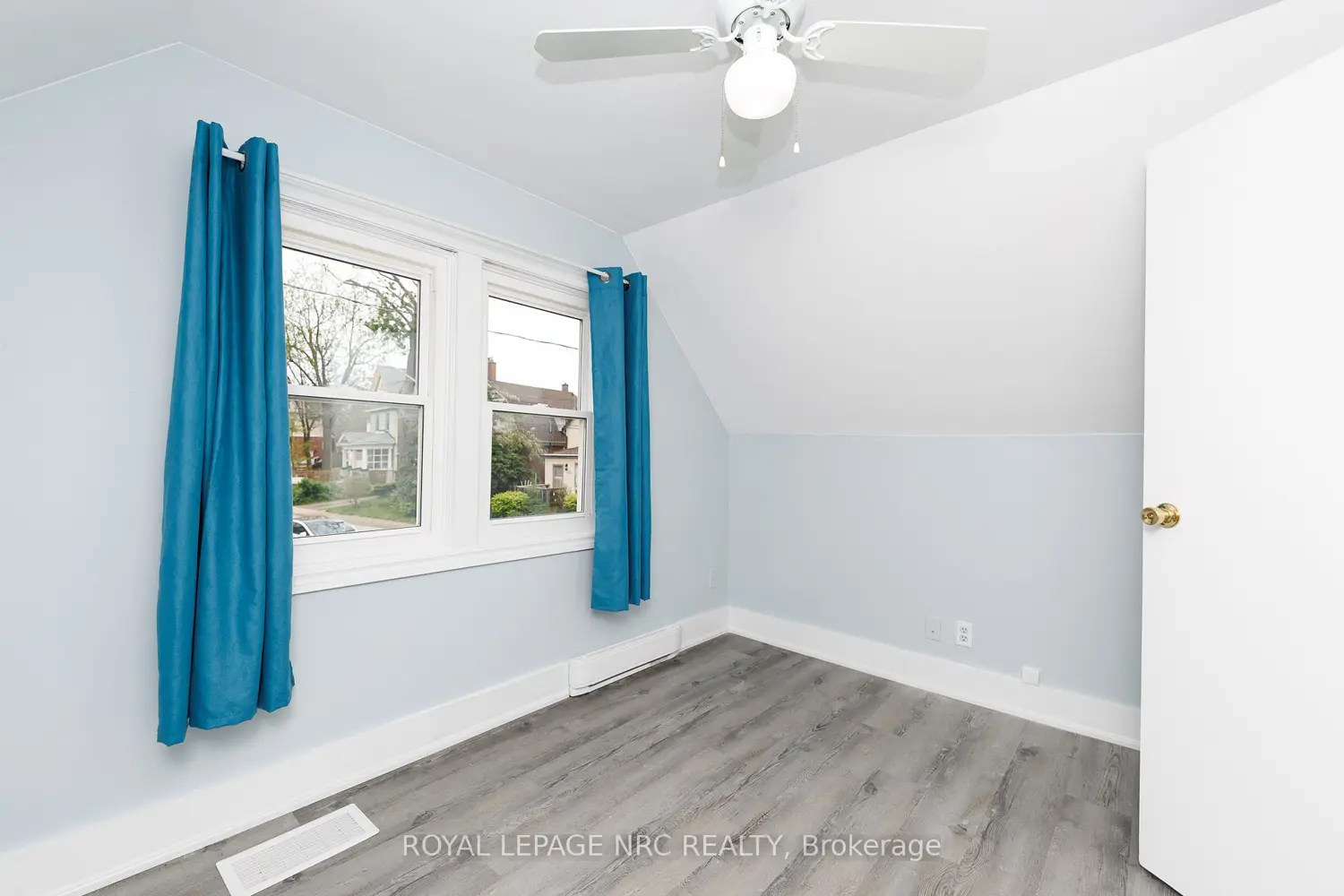 Additional image 11 of 4676 Mcdougall Crescent