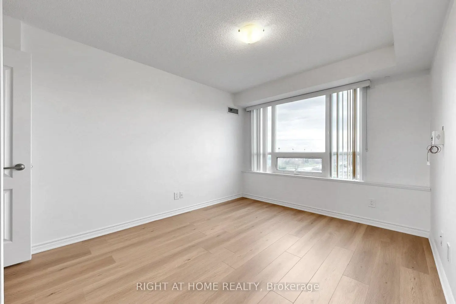 Additional image 12 of 2020 Mcnicoll Avenue 807