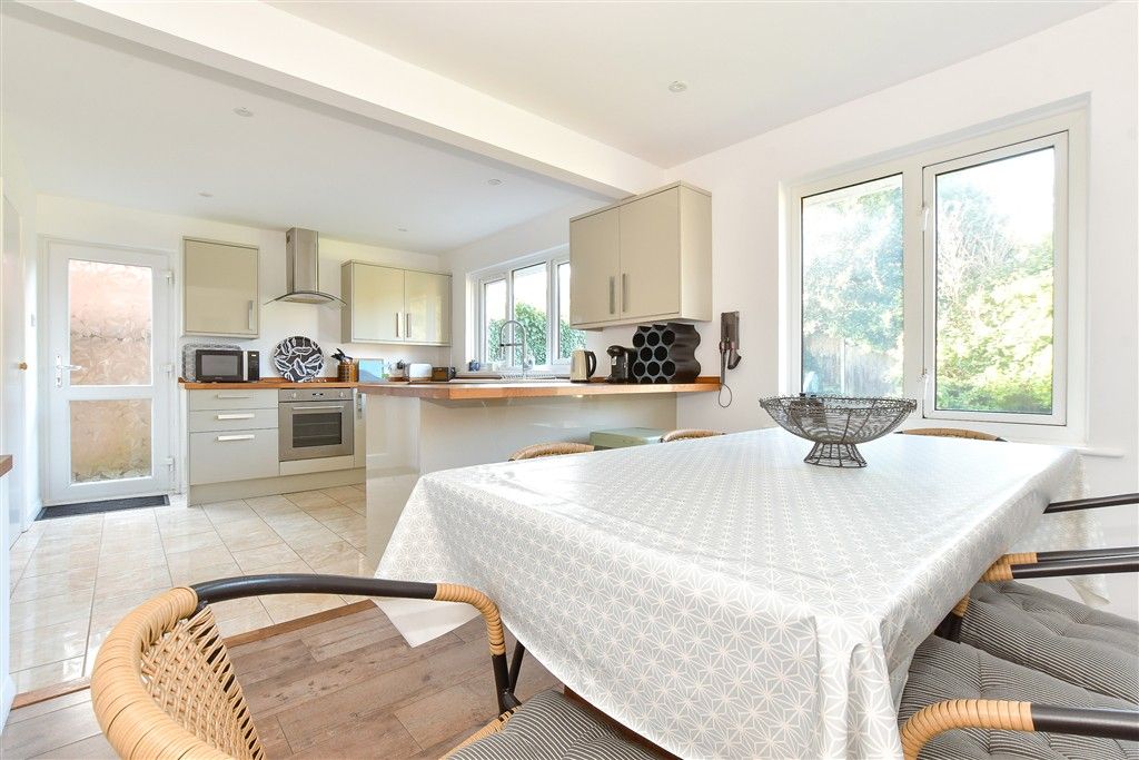 Additional image 2 of 4 bed chalet for saleVictoria Road, Freshwater, Isle Of Wight PO40