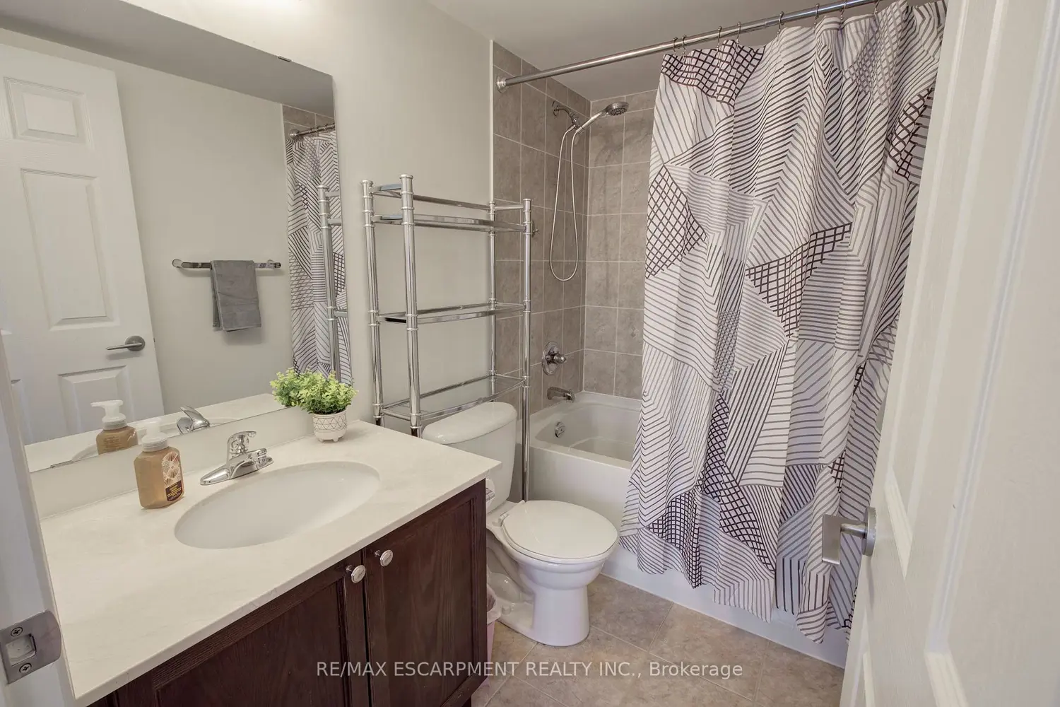 Additional image 14 of 2379 Central Park Drive 603