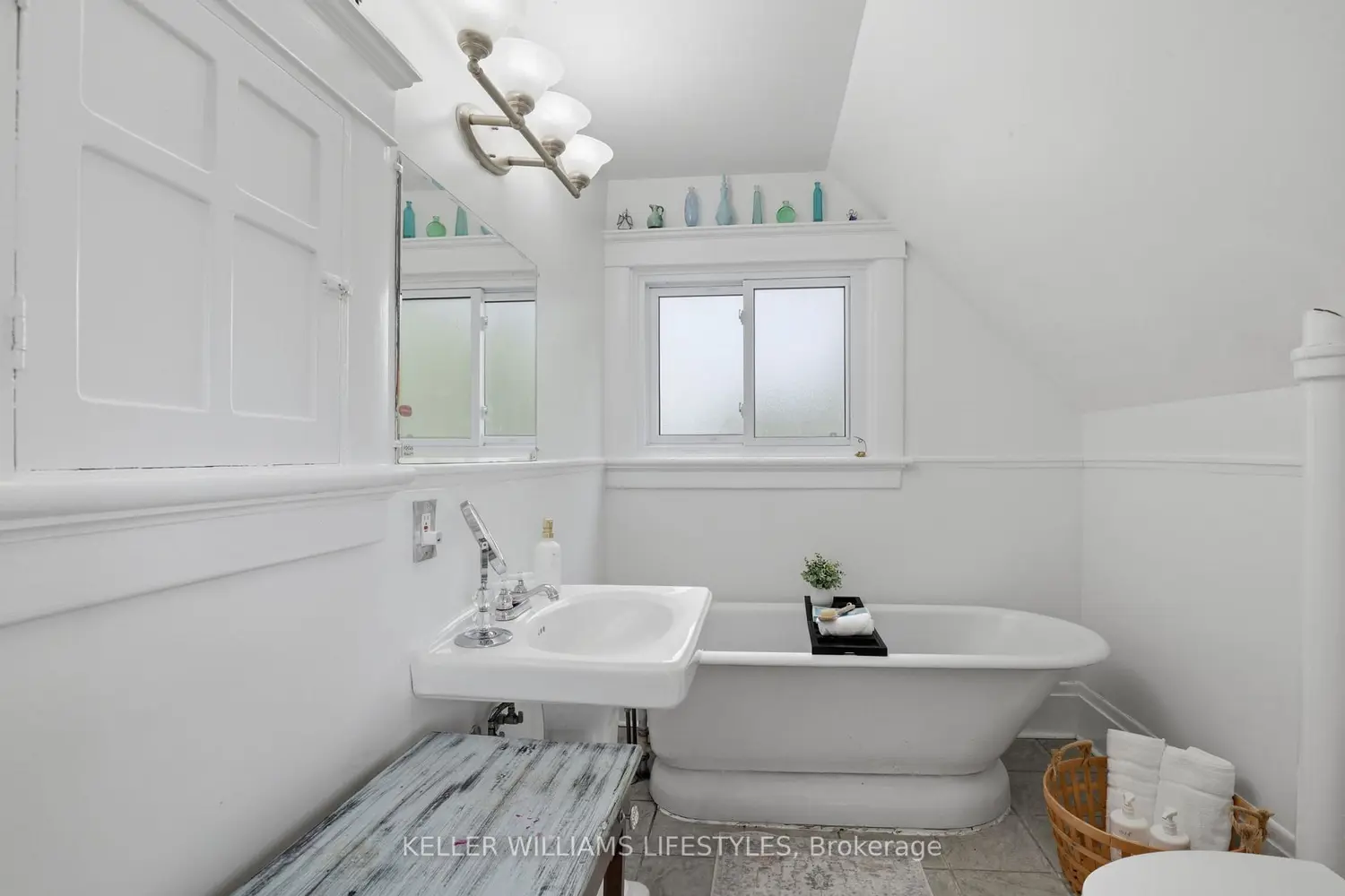 1193 York Street photo 2