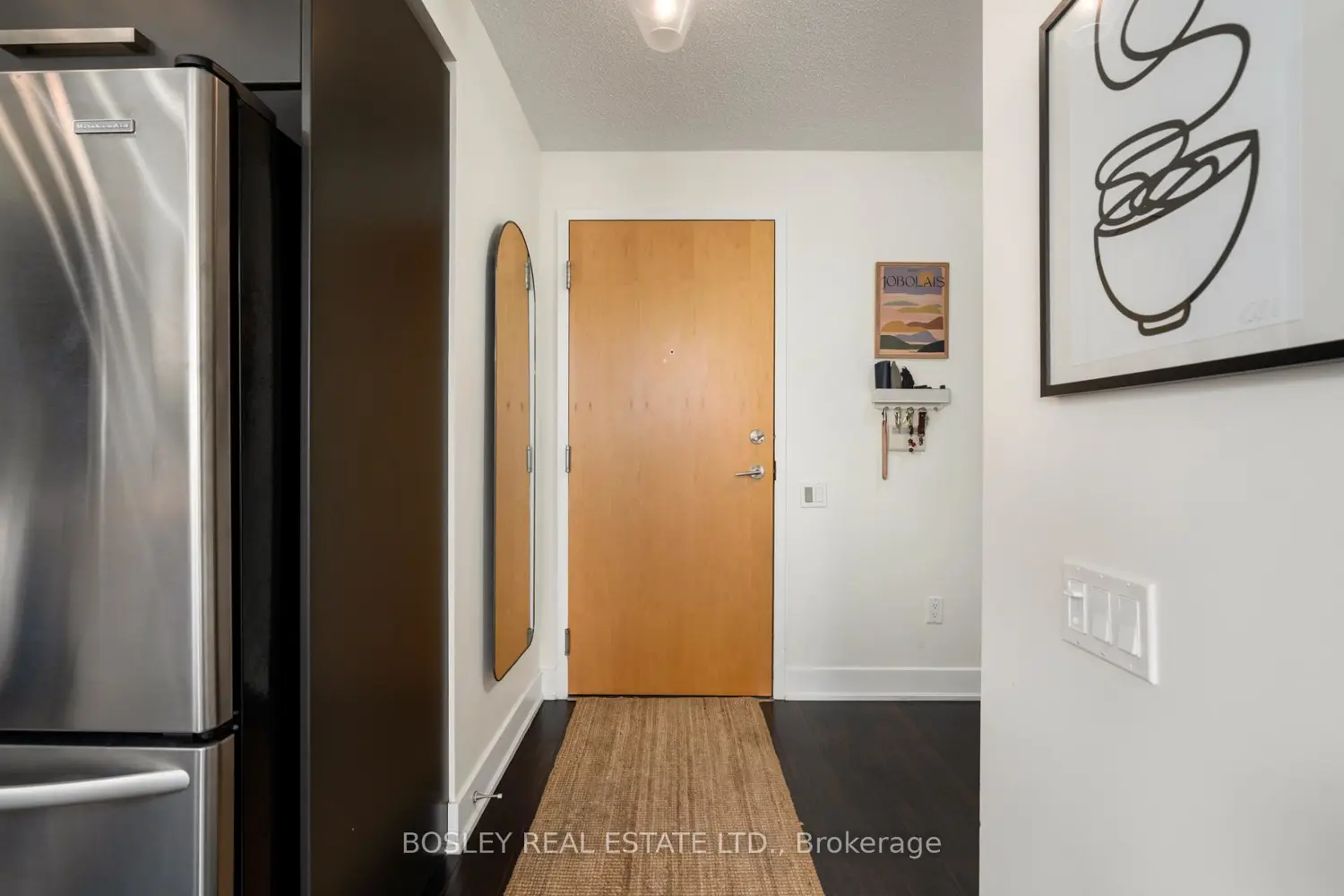 1048 Broadview Avenue 1807