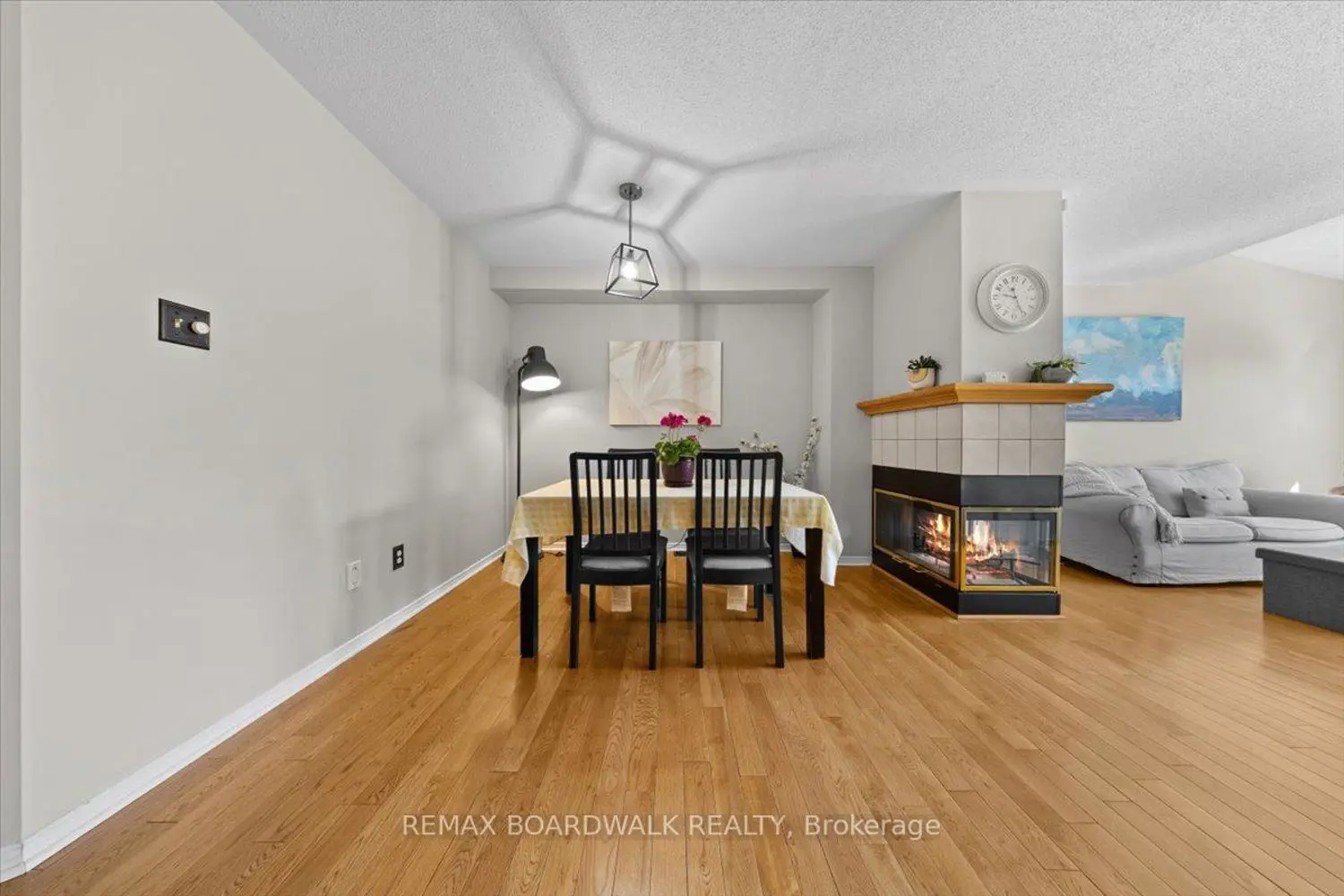 155 Crampton Drive photo 4