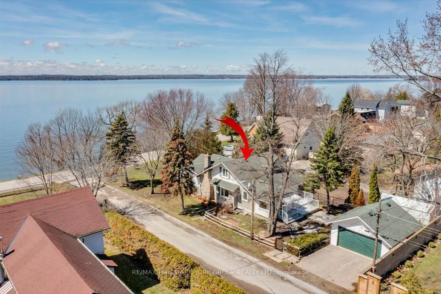 181 Lake Drive photo 4