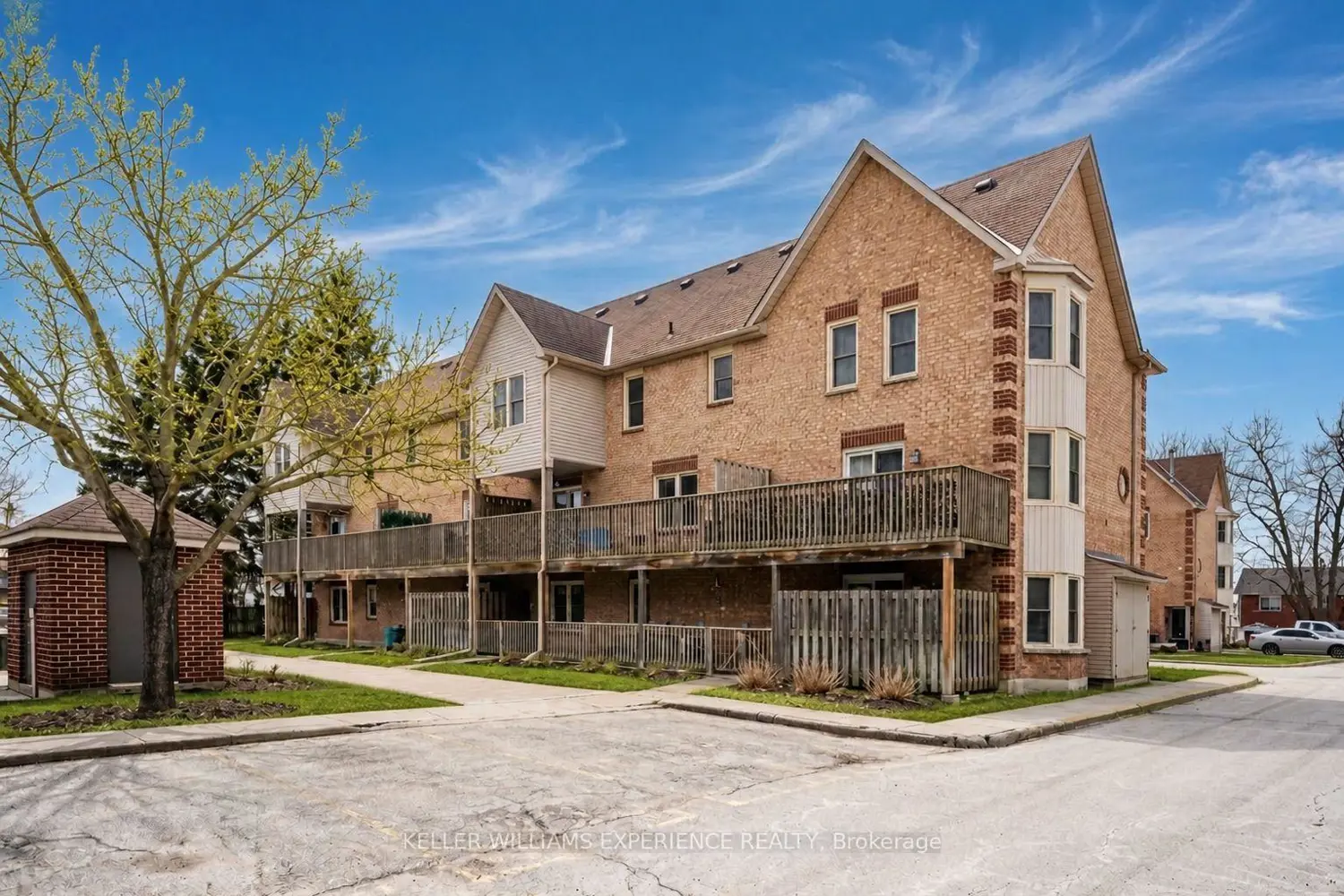 Additional image 5 of 119 D'ambrosio Drive 34