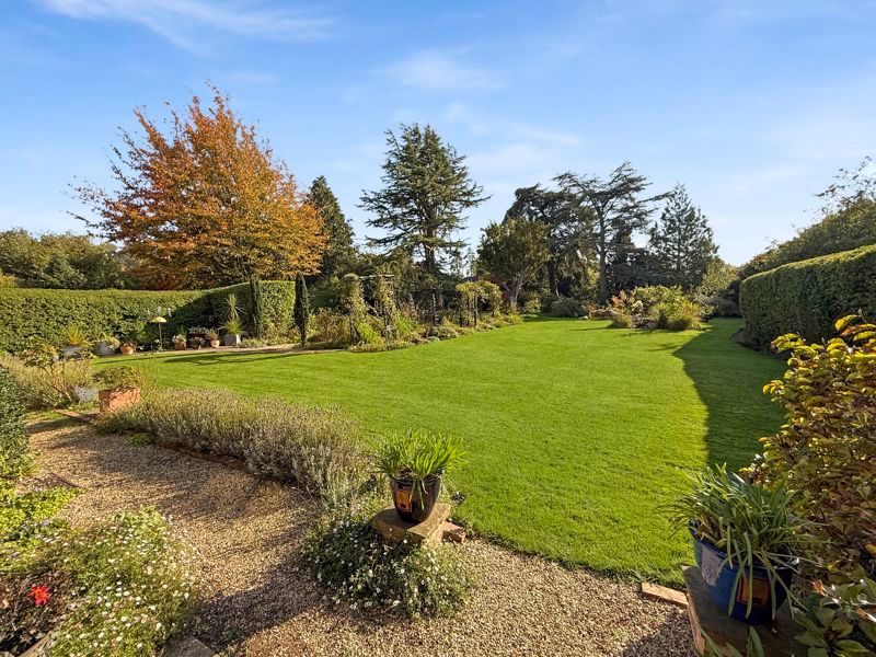 Additional image 3 of 5 bed link detached house for saleBeacon Lane, Grantham NG31