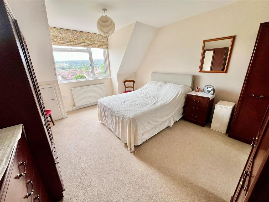 Additional image 13 of 4 bed detached house for saleFreshwater, Isle Of Wight PO40