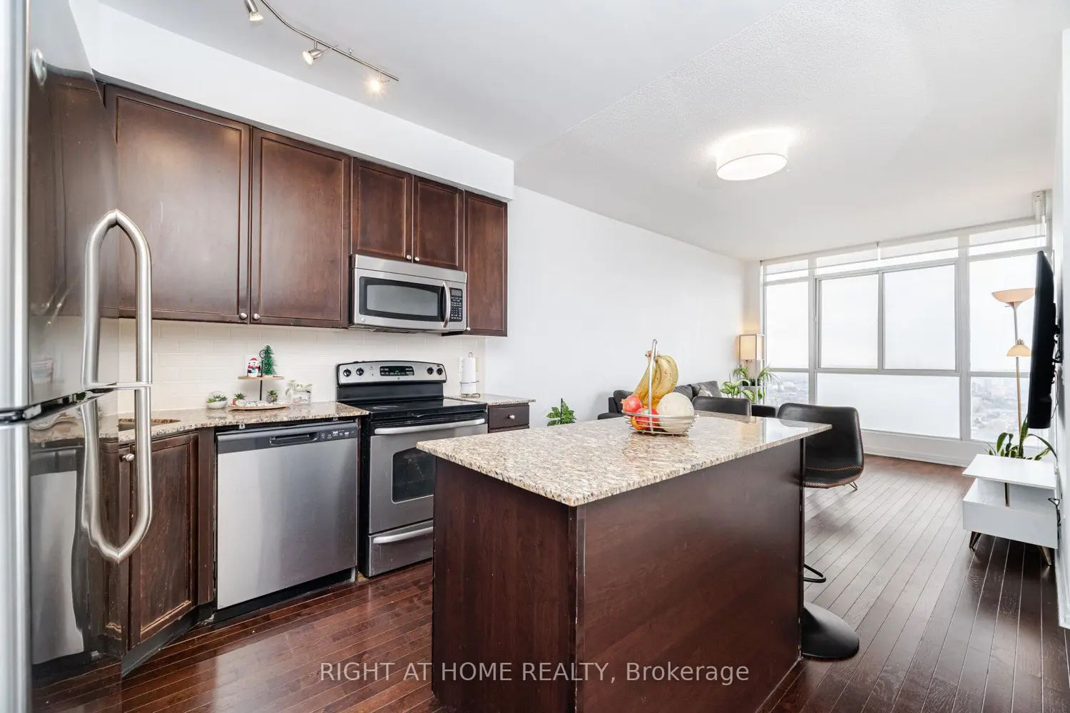 225 Webb Drive 2308 photo 5