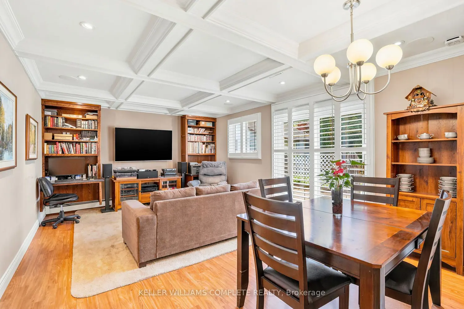 6 Stewart Drive photo 4