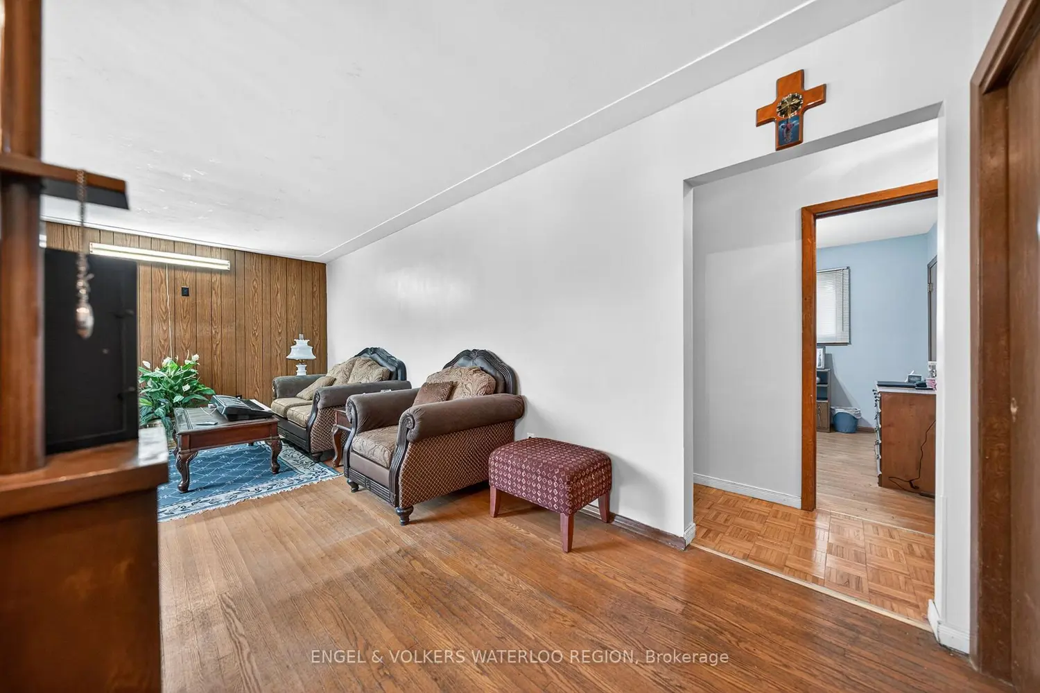 113 Plymouth Road photo 3