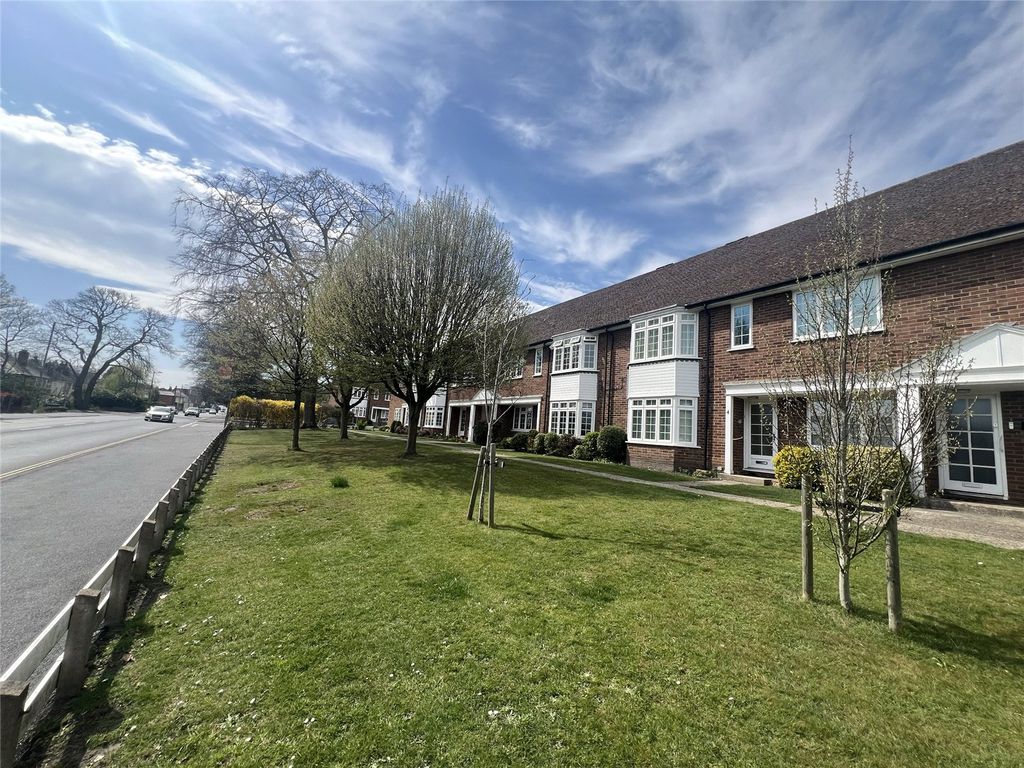 Additional image 9 of 2 bed flat for saleCranbrook Court, Fleet, Hampshire GU51