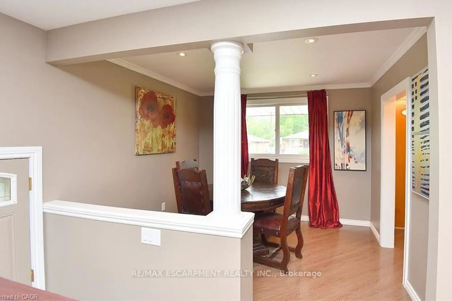 238 Fairridge Road photo 5