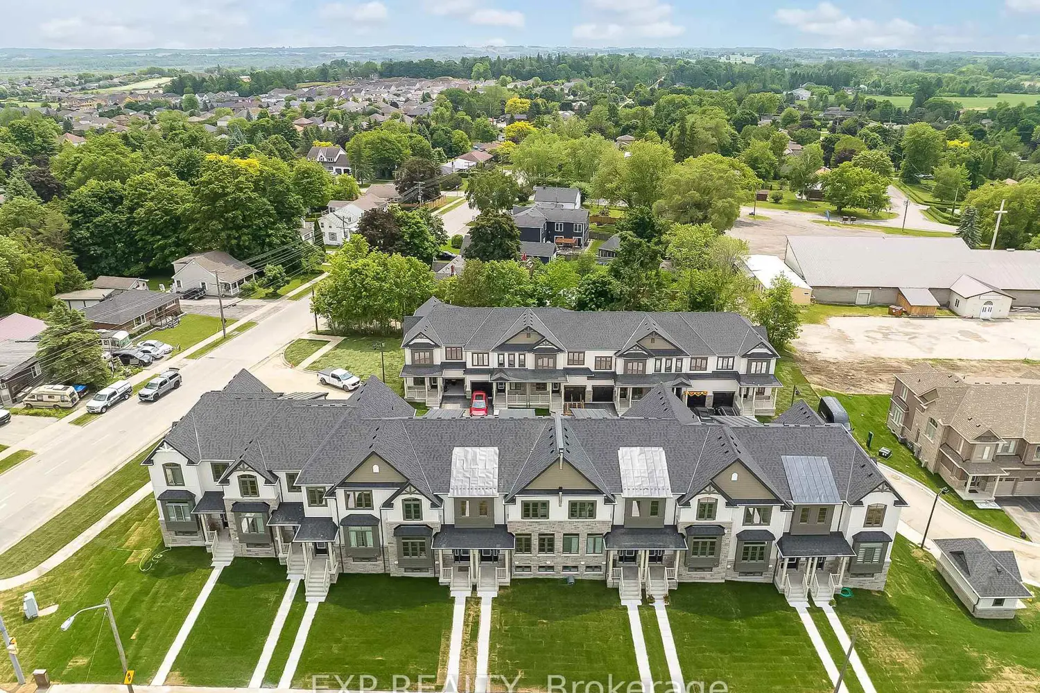 31 Shand Lane photo 2