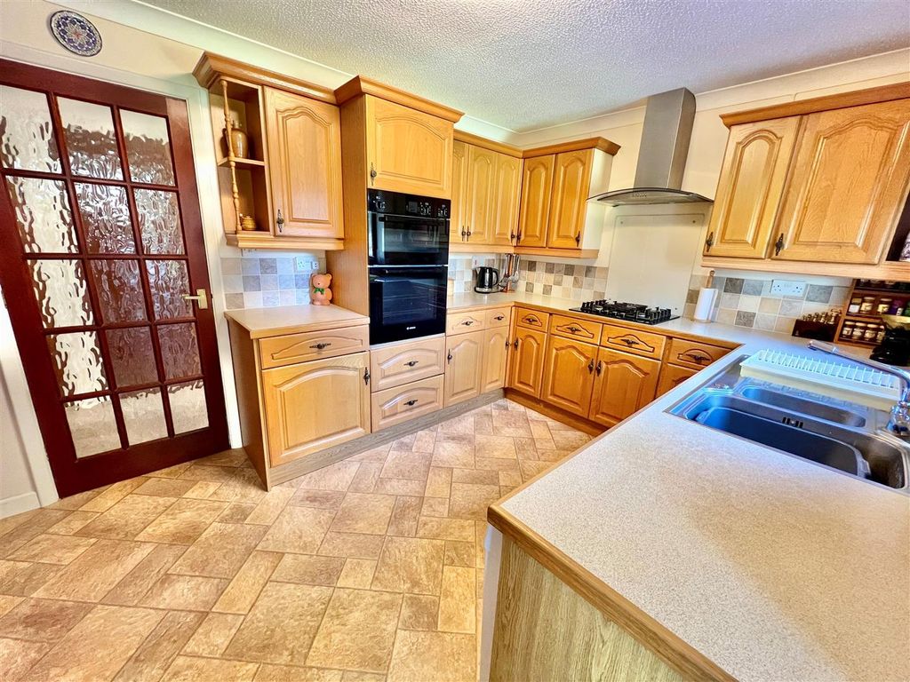 Additional image 8 of 3 bed detached bungalow for saleFreshwater, Isle Of Wight PO40