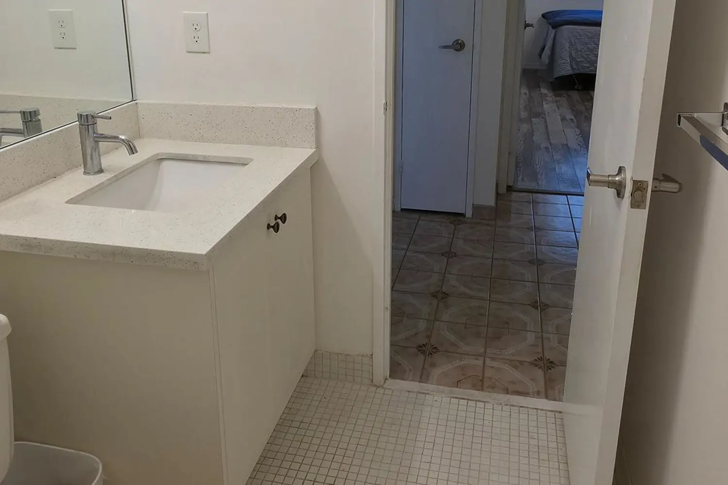 Additional image 5 of 205 Hilda Avenue 1407