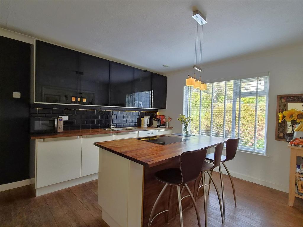 Additional image 12 of 3 bed detached bungalow for saleTower Park, Fowey PL23