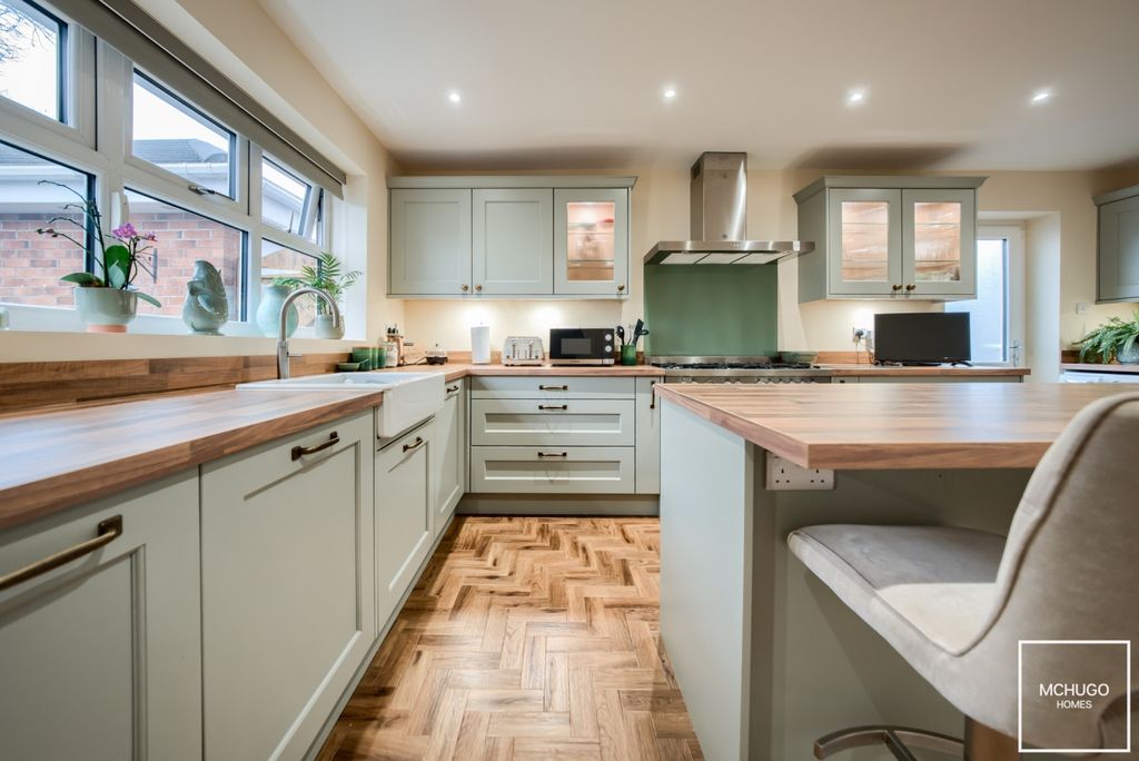 Additional image 17 of 4 bed detached house for saleWelbeck Close, Halesowen B62