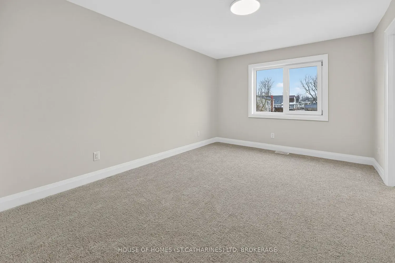 Additional image 5 of 950 Burwell Street