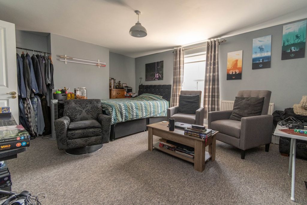 Additional image 10 of 4 bed semi-detached house for saleGladstone Road, Fakenham NR21