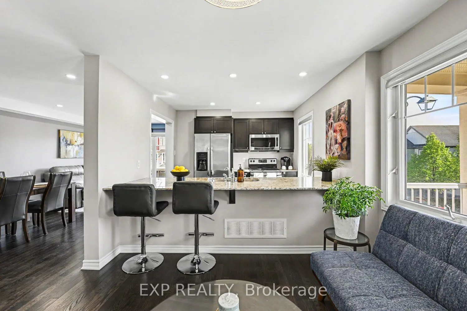 28 Streambank Street photo 5