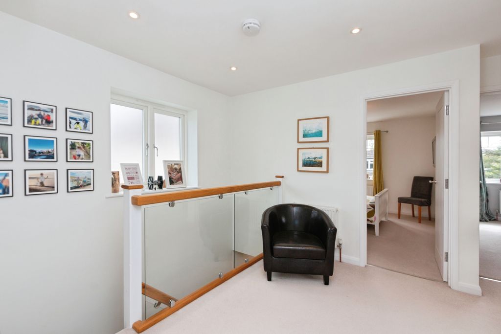 Additional image 19 of 3 bed detached house for saleBack Lane, Bucks Horn Oak, Farnham GU10
