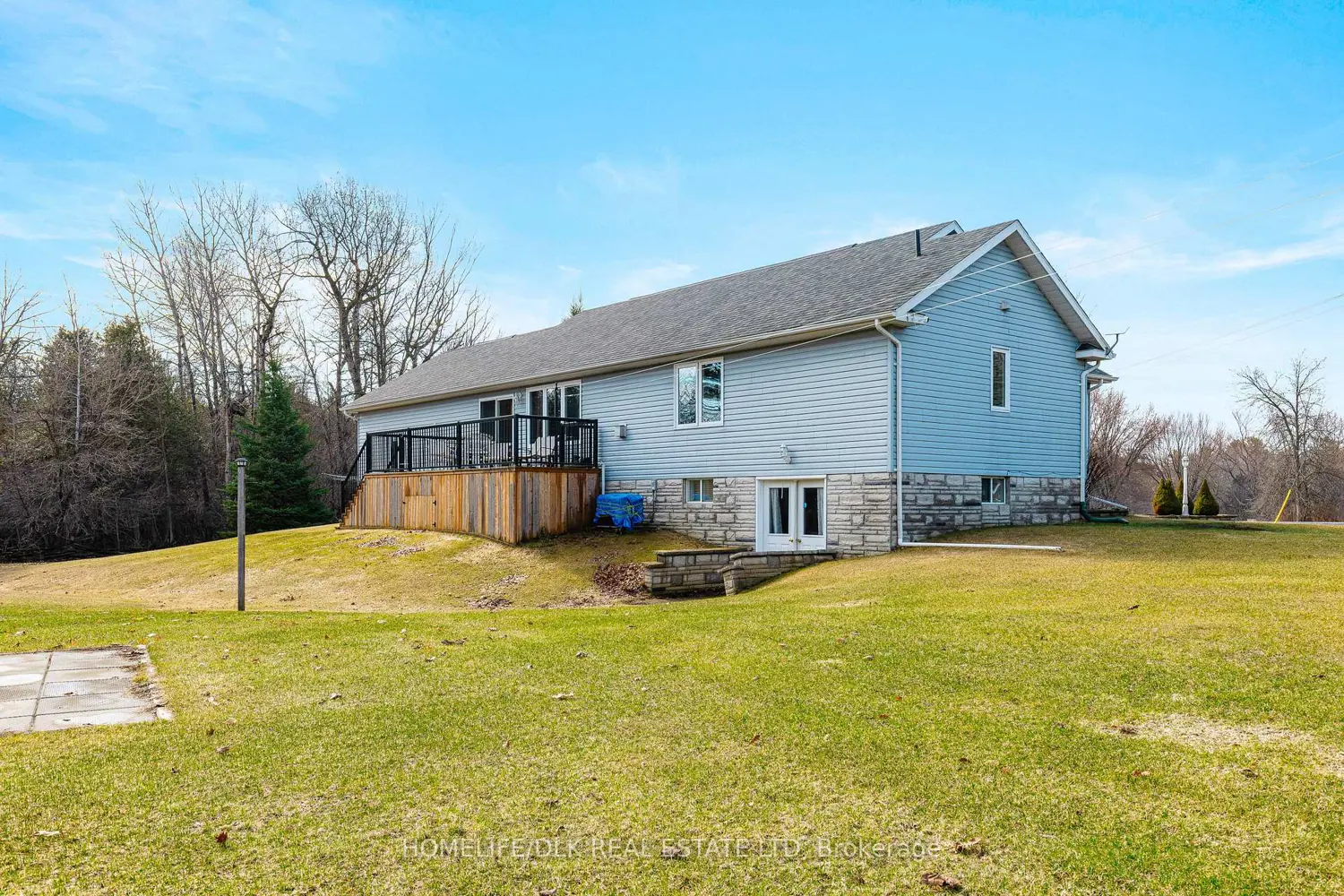 1561 Blue Church Road photo 3