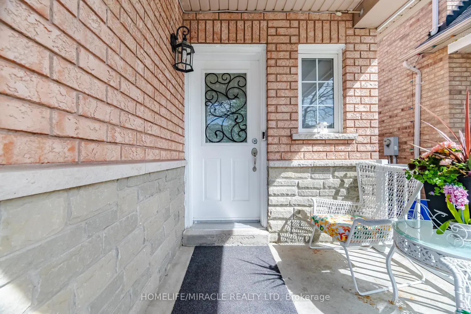 8 Nasir Crescent photo 4