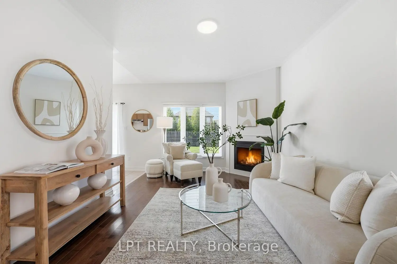 4 Millbury Road photo 3