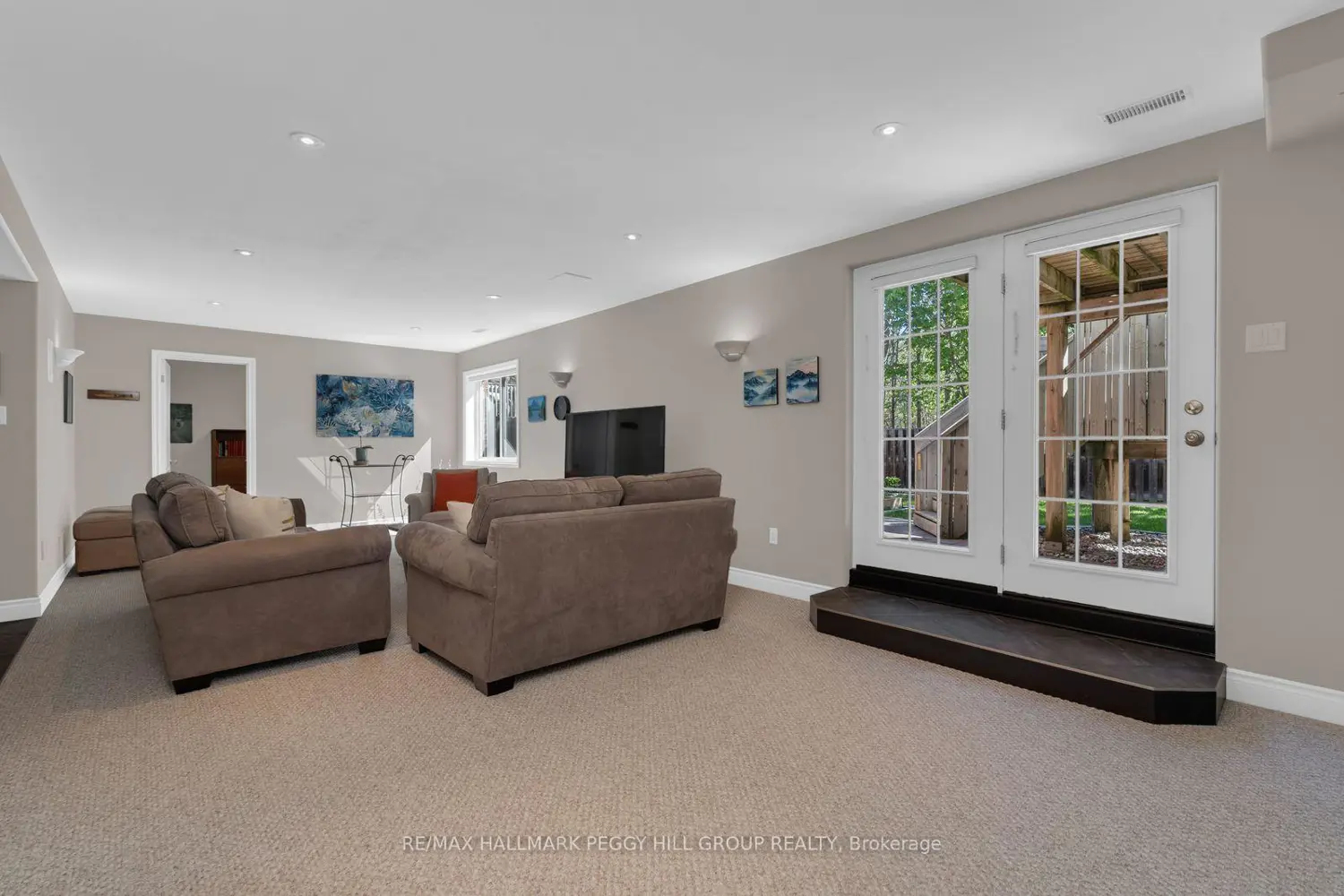 Additional image 10 of 61 Maclaren Avenue