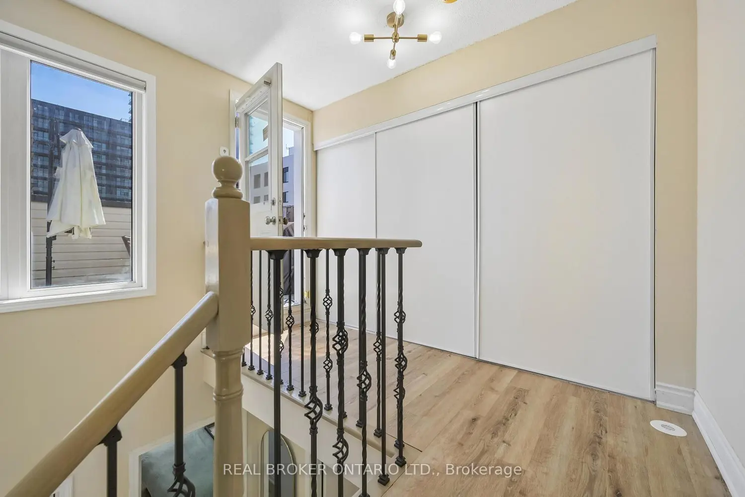 Additional image 17 of 18 Laidlaw Street 1011
