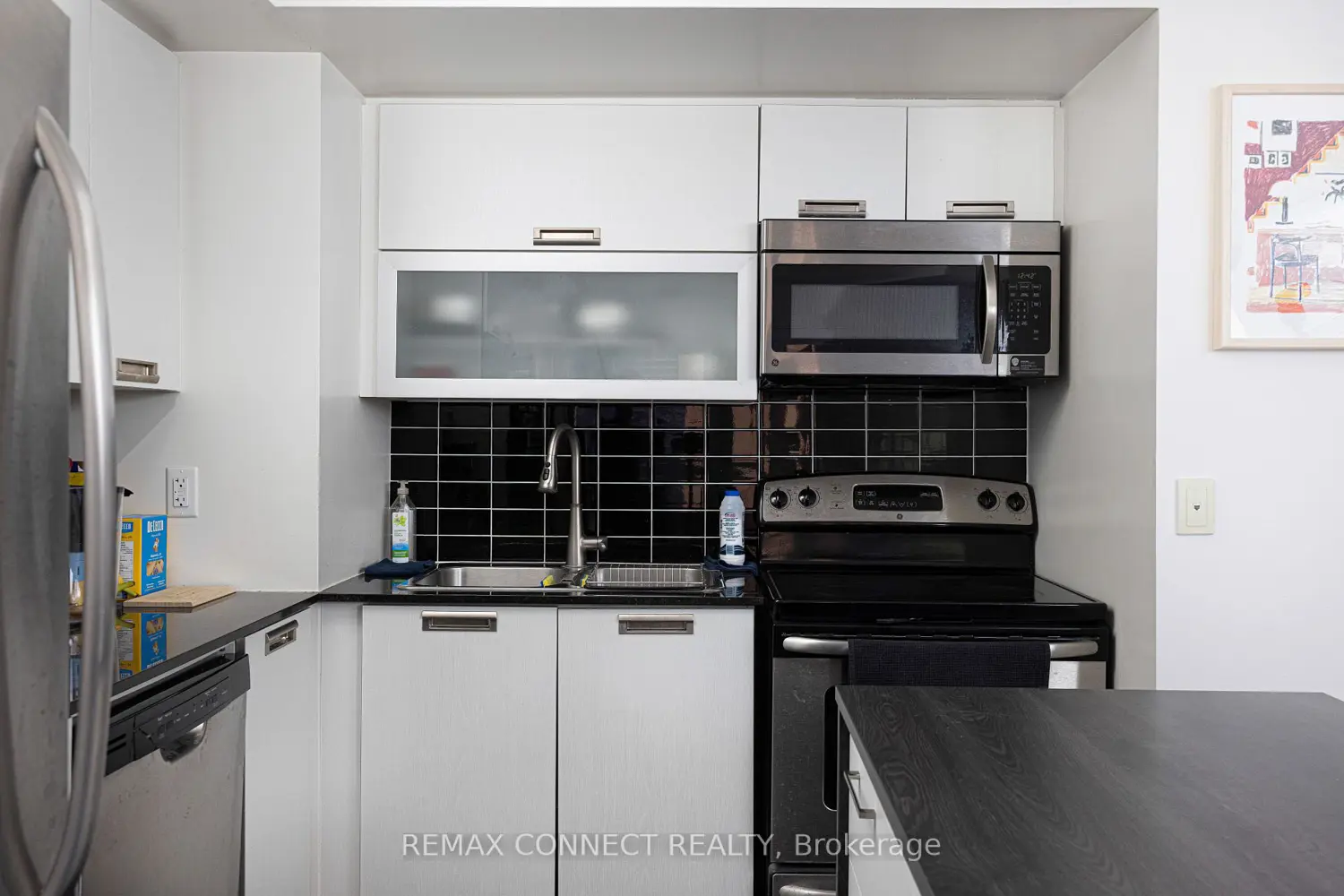 Additional image 12 of 28 Ted Rogers Way 1012