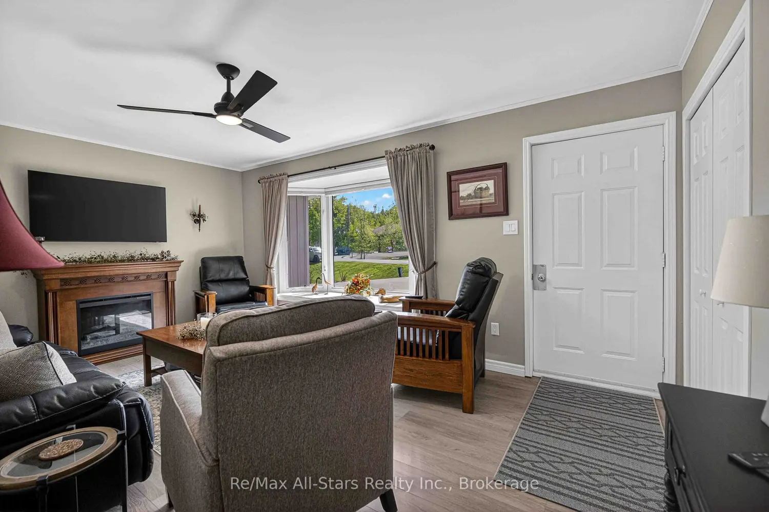113 Pirates Glen Drive photo 5