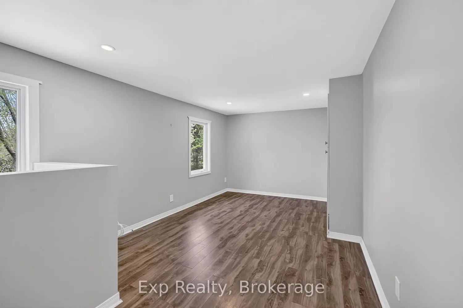 1207 Shannon Road photo 4