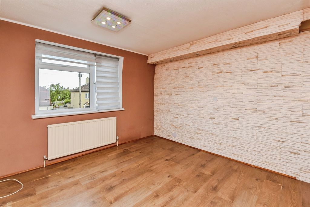 Additional image 6 of 2 bed flat for saleCoronation Road, Frome BA11