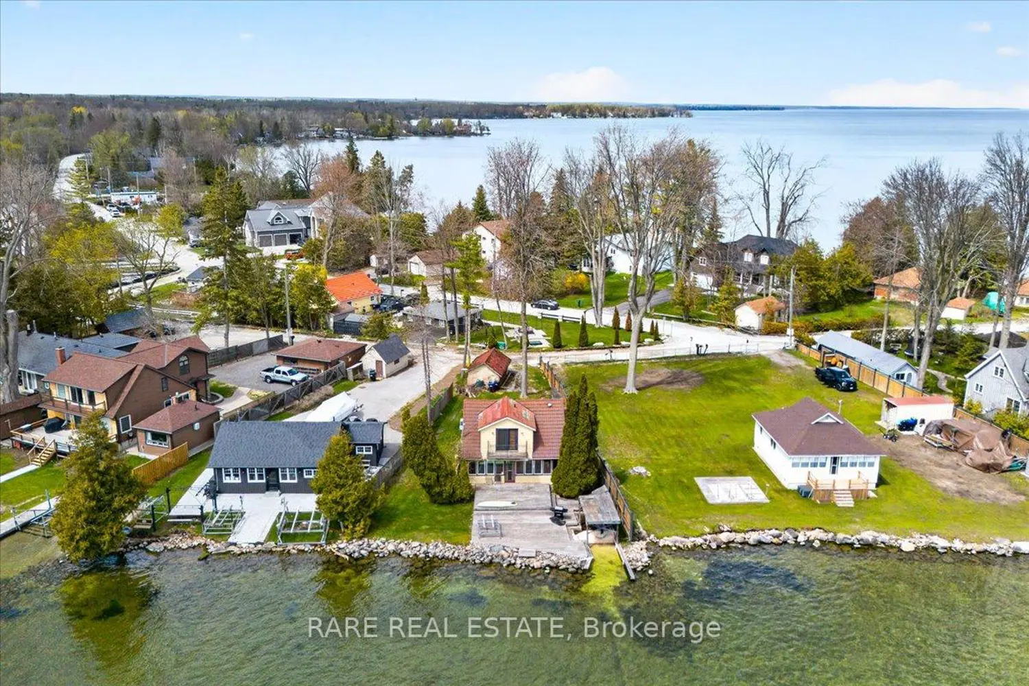 2350 Bonsecour Avenue photo 2